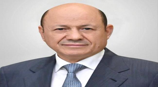 
                     رئيس مجلس القيادة الرئاسي يطمئن على ابناء الجالية اليمنية في السودان 
