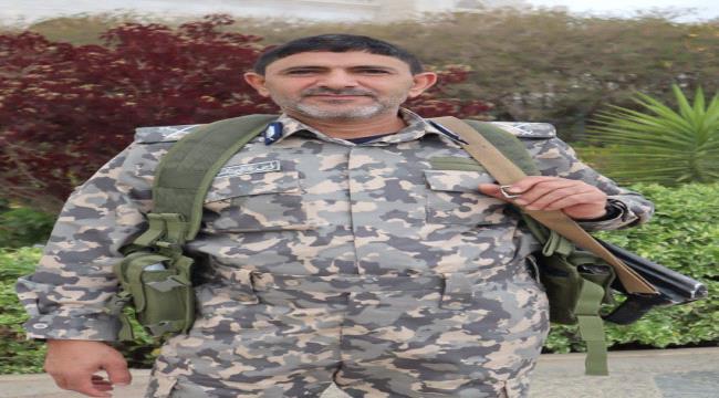 
                     حكومة صنعاء تعلن مصرع قائد عسكر كبير بقواتها - الاسم+الصورة