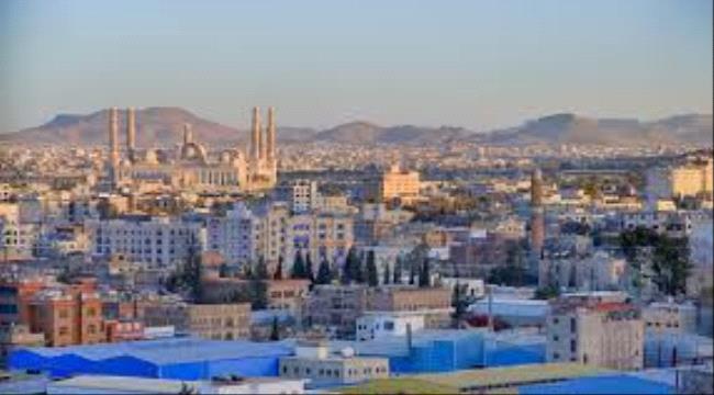 
                     الحوثي يعلن عن تأجيل صرف نصف راتب موظفي الدولة في صنعاء