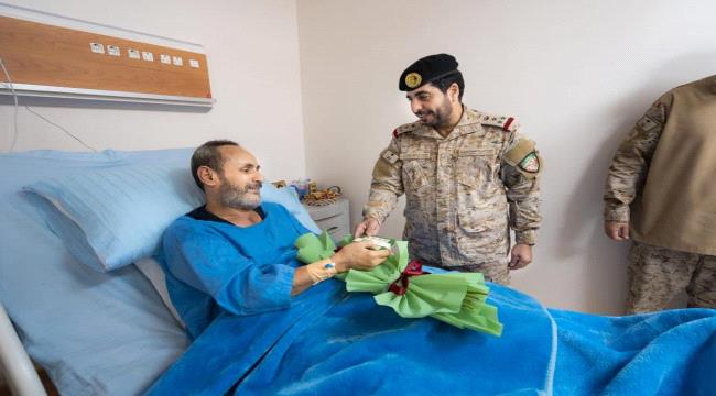 
                     قائد التحالف في عدن يزور مستشفى عدن ومركز القلب