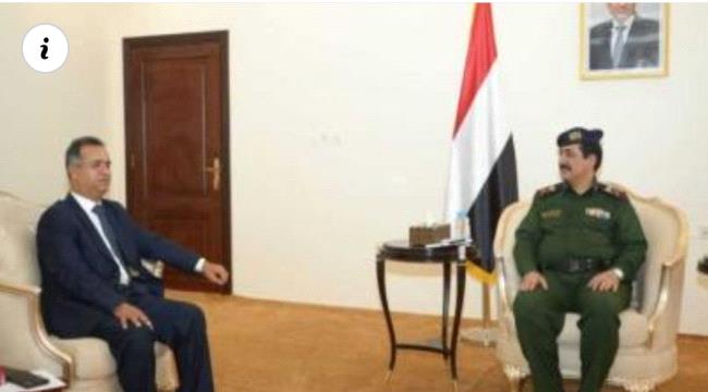 
                     وزير الداخلية يلتقي سفير ليبيا لدى اليمن