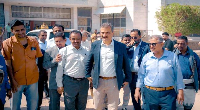 
                     لملس: مستمرون في تحسين ونظافة العاصمة عدن 
